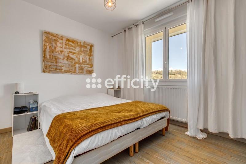 Maison - 188 m² - 6 pièces