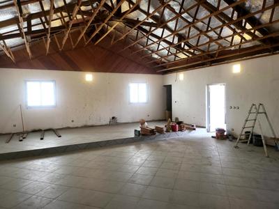 Local commercial - 200 m²