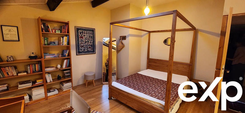 Appartement - 140 m² - 5 pièces