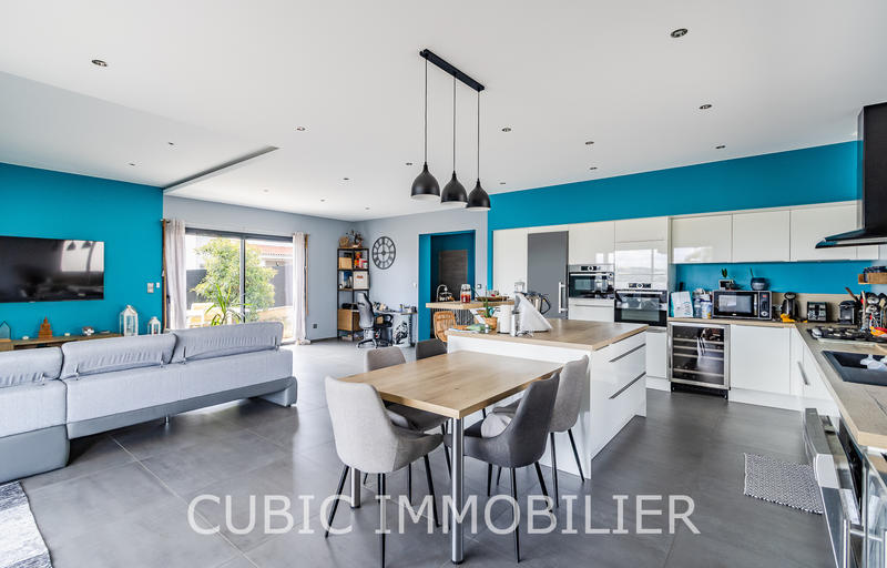 Maison - 127 m² - 4 pièces