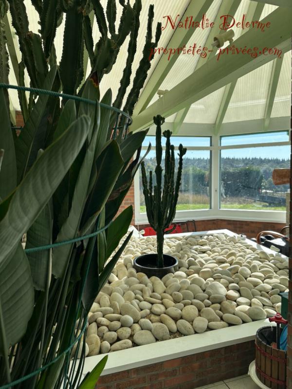 Maison - 240 m² - 1 pièce