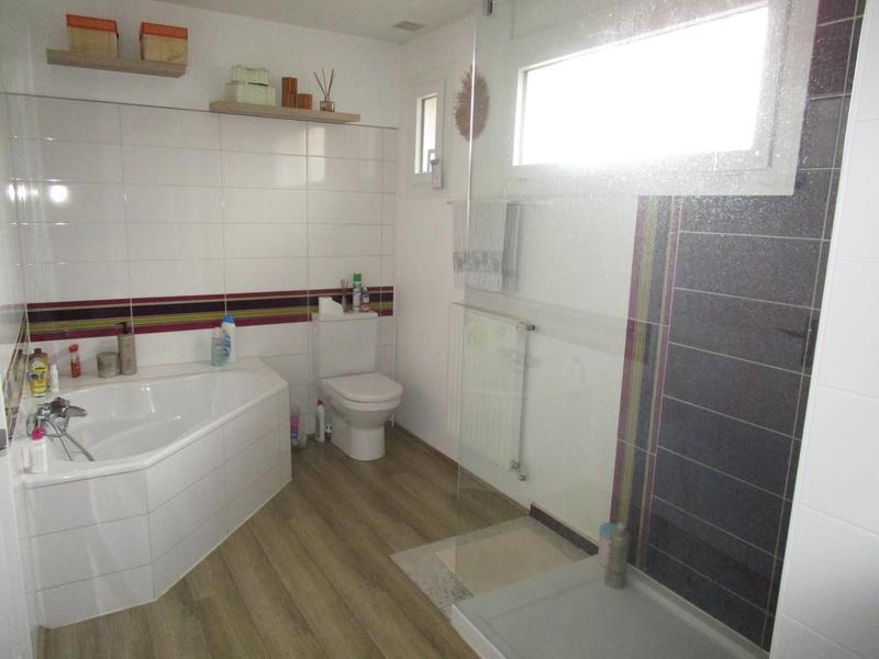 Maison - 153 m² - 5 pièces