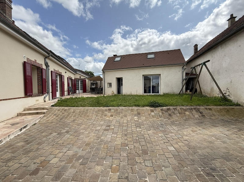 Maison - 115 m² - 5 pièces