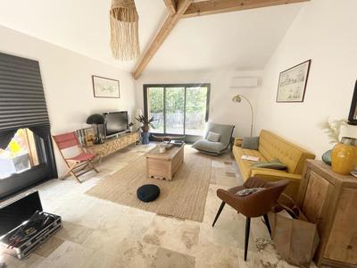 Maison - 110 m² - 4 pièces