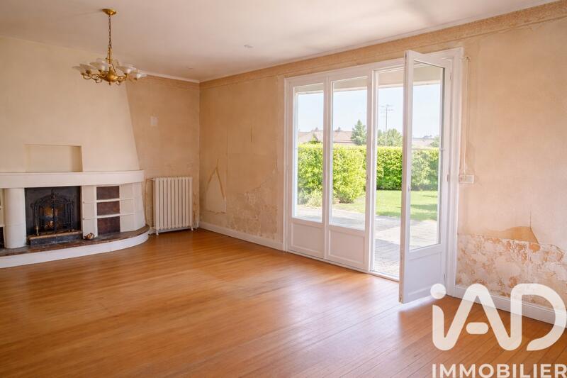 Maison - 93 m² - 5 pièces