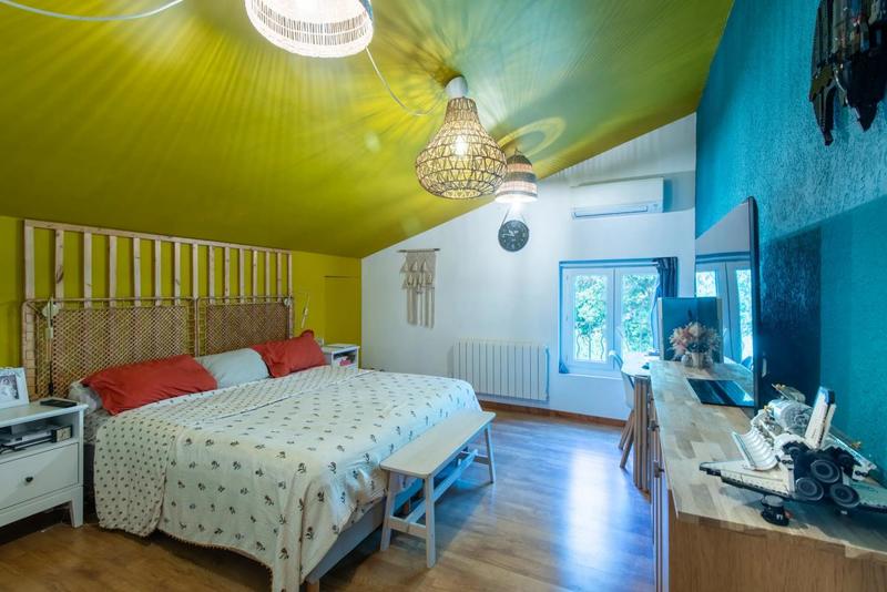 Maison - 255 m² - 10 pièces