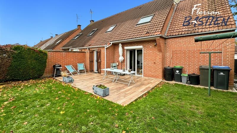 Maison - 102 m² - 6 pièces