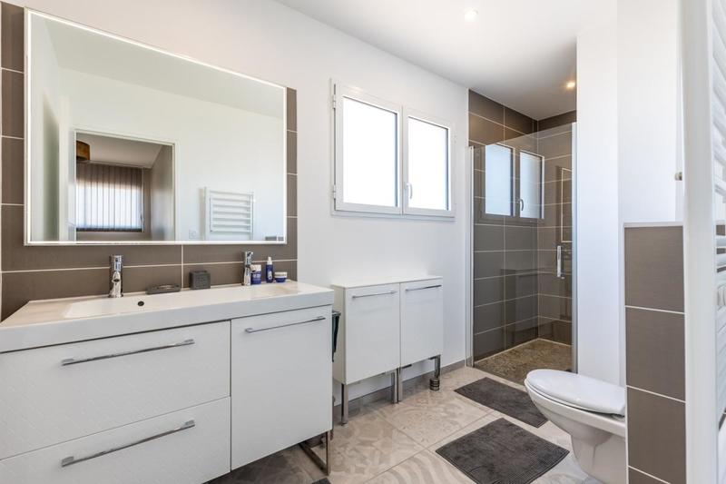 Maison - 143 m² - 6 pièces