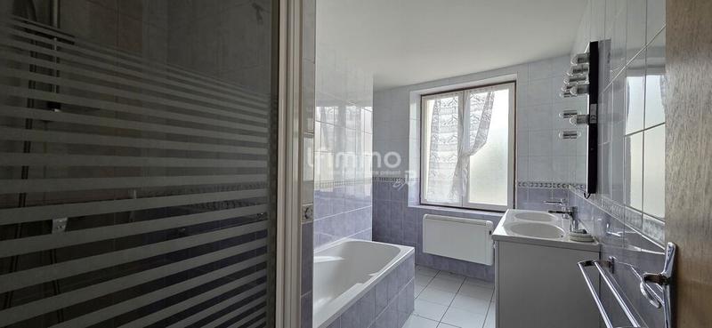 Maison de village - 94 m² - 4 pièces