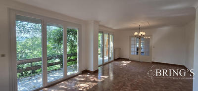 Maison - 115 m² - 7 pièces