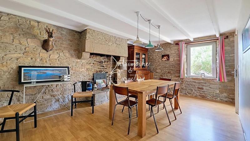 Maison en pierre - 95 m² - 5 pièces