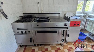 Fonds de commerce - Local commercial - 300 m²