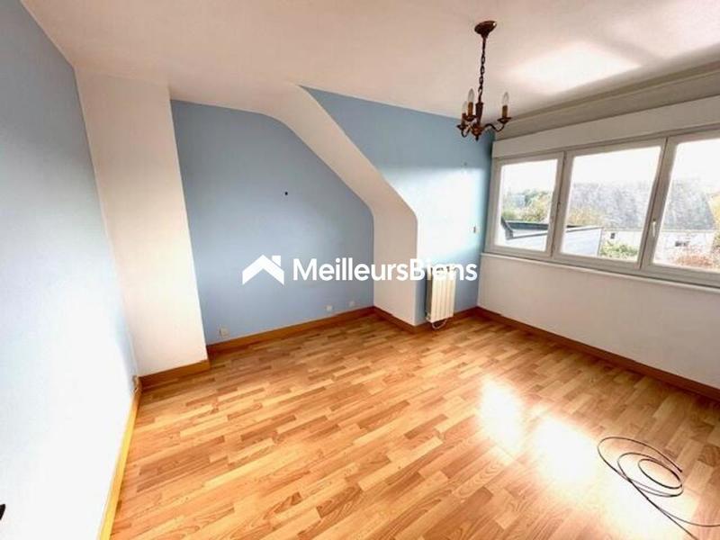 Maison - 115 m² - 7 pièces