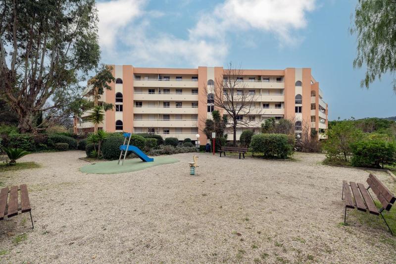 Appartement - 56 m² - 2 pièces