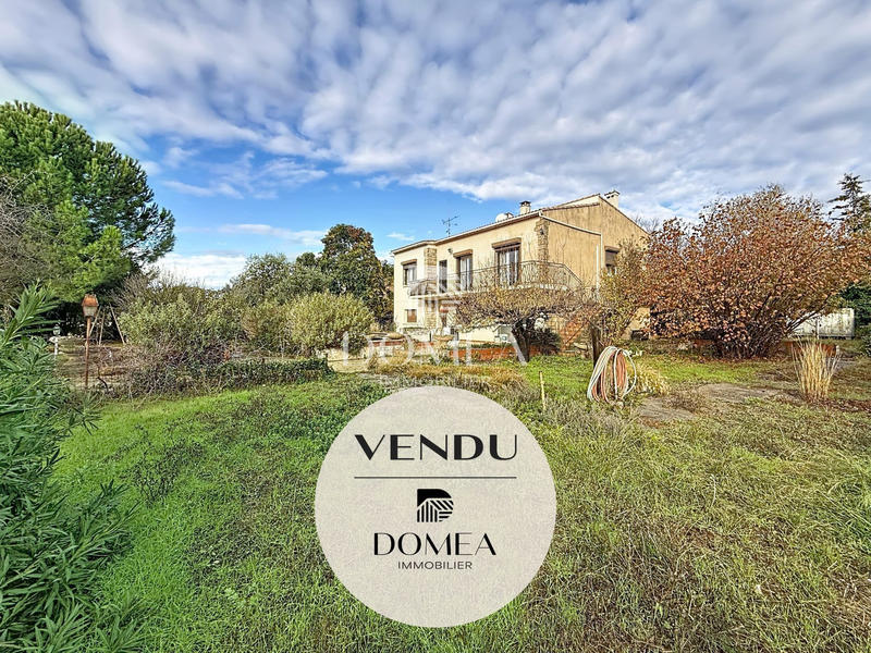 Maison - 222 m² - 10 pièces