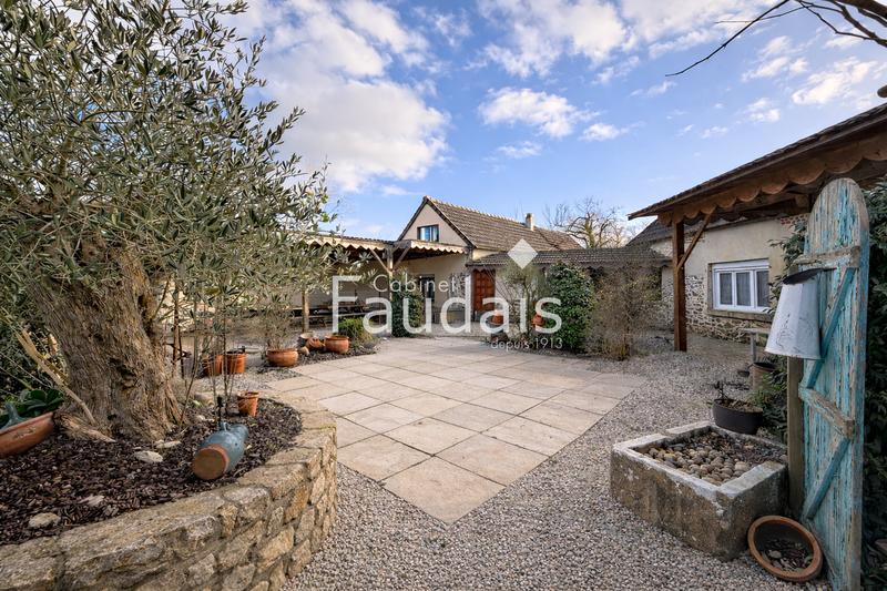 Local commercial - 545 m²