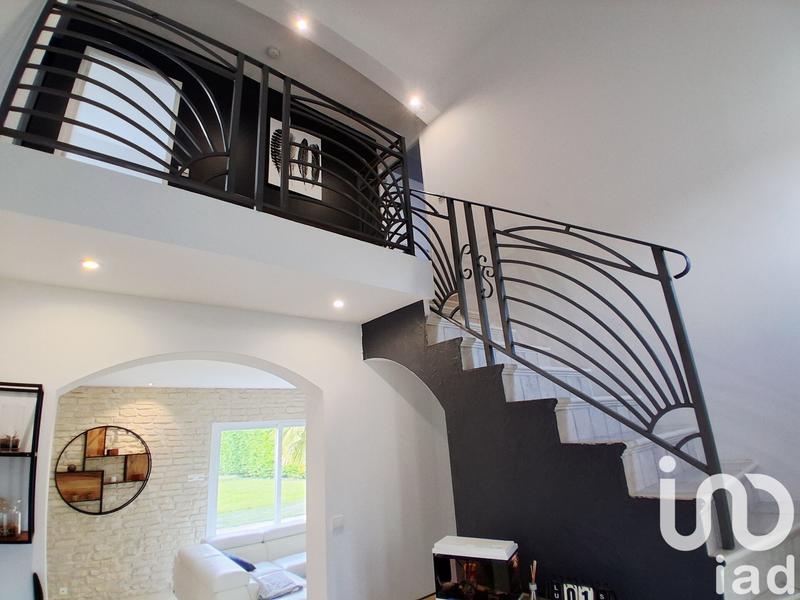 Maison - 174 m² - 6 pièces