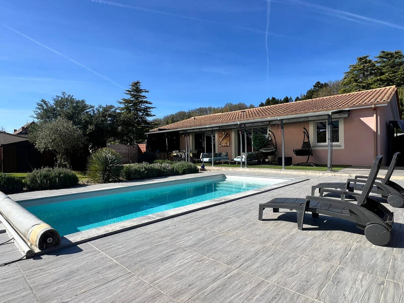 Maison - 115 m² - 4 pièces