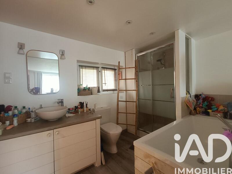 Maison - 166 m² - 5 pièces