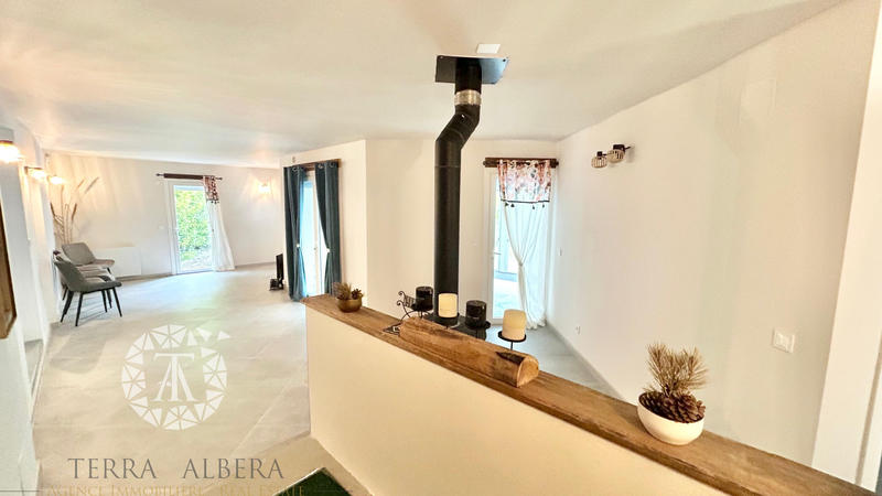 Maison - 155 m² - 5 pièces