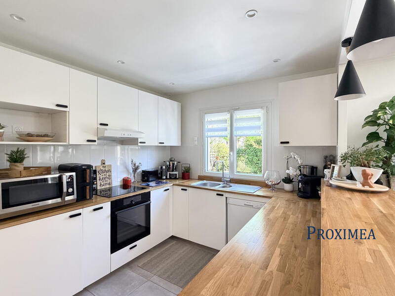 Maison - 100 m² - 5 pièces