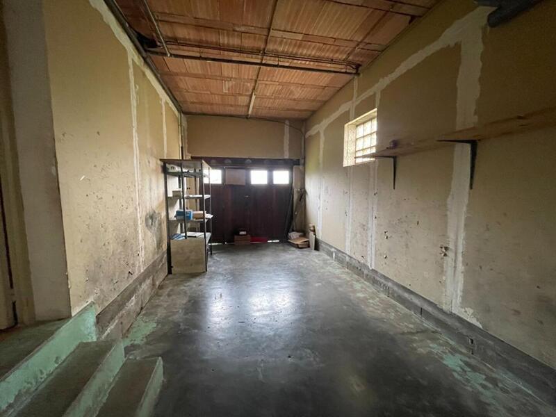 Maison - 201 m² - 8 pièces