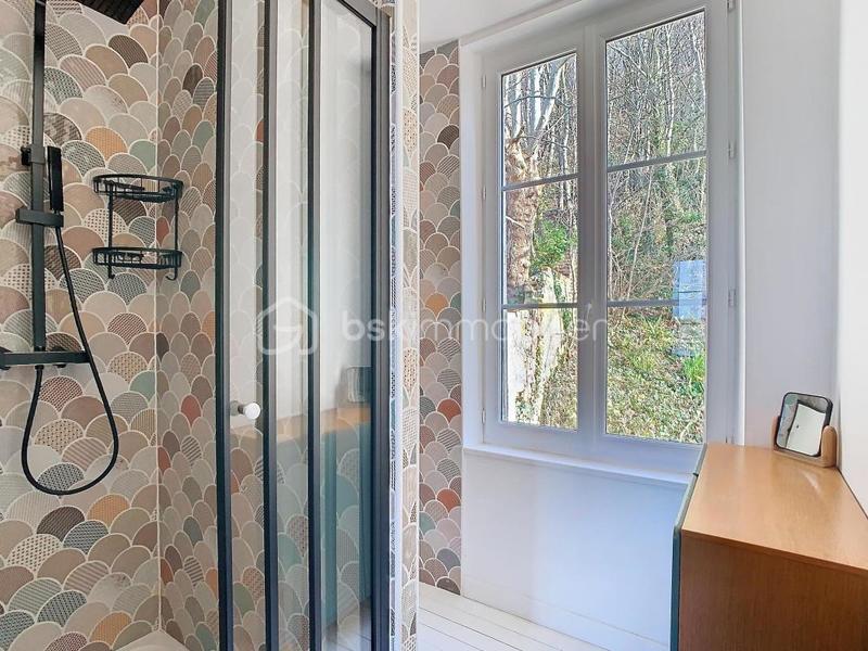 Maison - 161 m² - 8 pièces