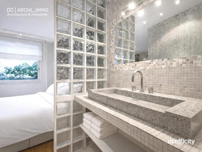 Appartement - 90 m² - 5 pièces