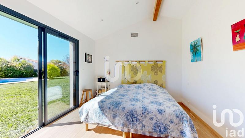 Maison - 220 m² - 7 pièces