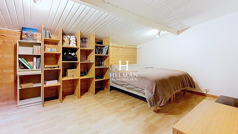 Maison - 230 m² - 8 pièces