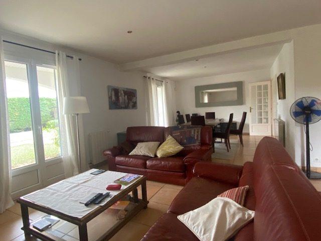 Maison - 179 m² - 6 pièces