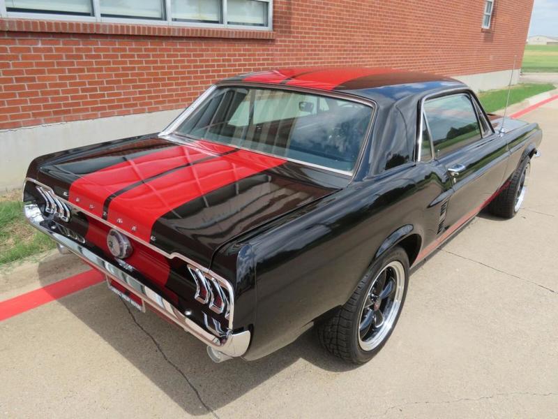 Ford Mustang coupé V8