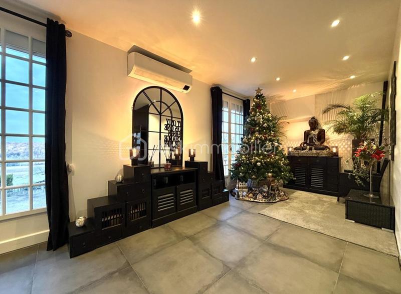 Maison - 149 m² - 6 pièces