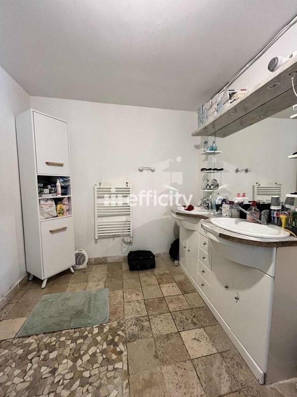 Maison - 173 m² - 5 pièces