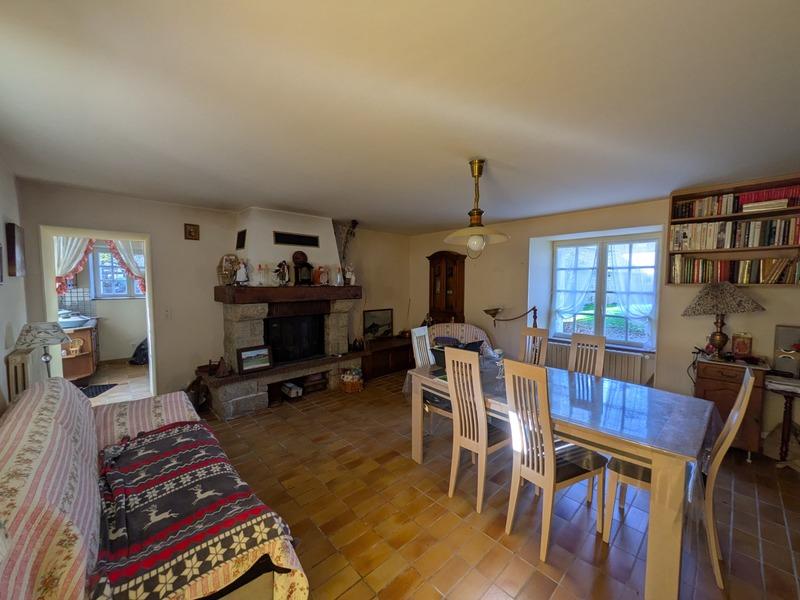 Propriété - 180 m² - 6 pièces