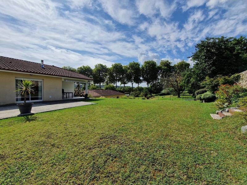 Maison - 103 m² - 4 pièces