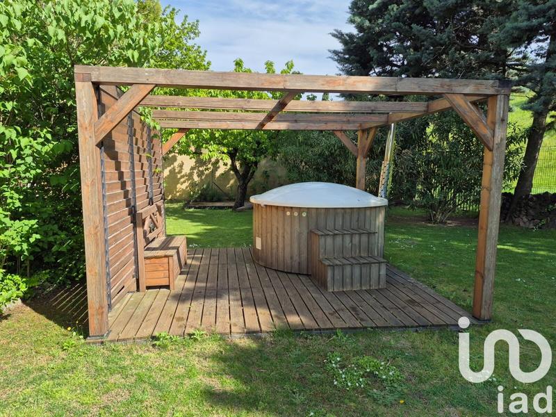 Maison - 185 m² - 8 pièces