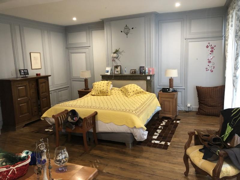 Maison - 400 m² - 17 pièces