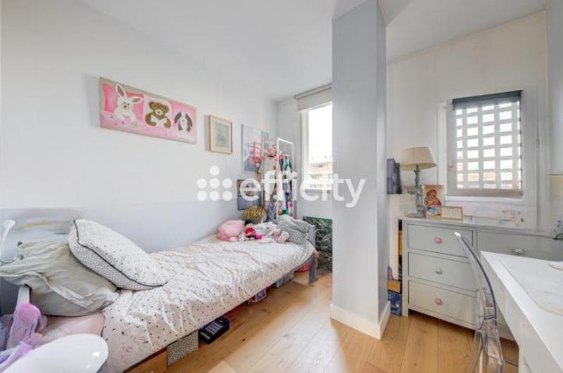 Appartement - 77 m² - 4 pièces