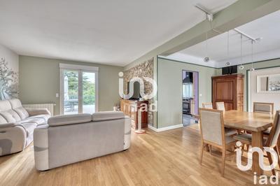 Maison - 199 m² - 6 pièces