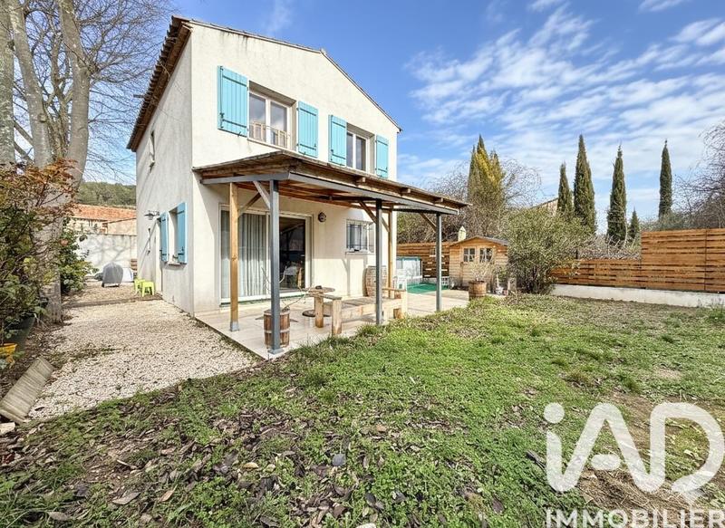 Maison - 90 m² - 4 pièces