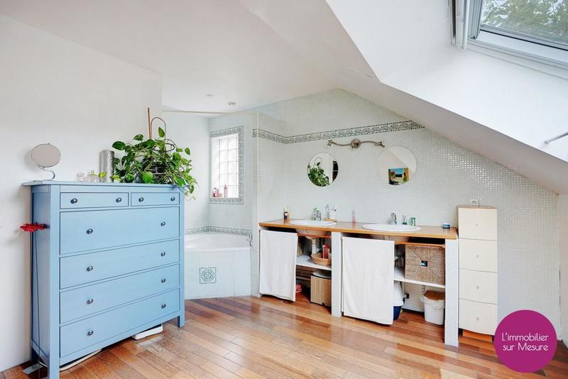 Maison - 175 m² - 8 pièces