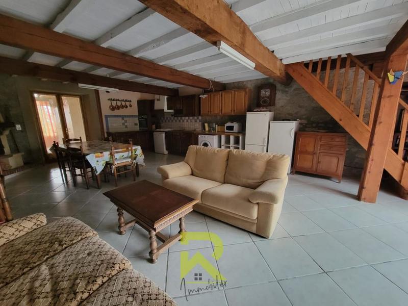 Maison de village - 315 m² - 10 pièces