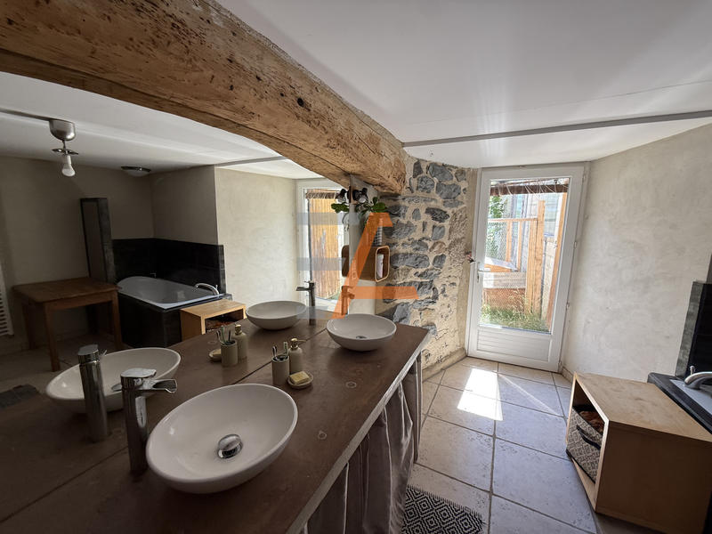 Maison - 151 m² - 5 pièces