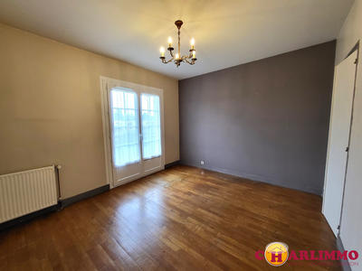 Maison traditionnelle - 133 m² - 6 pièces