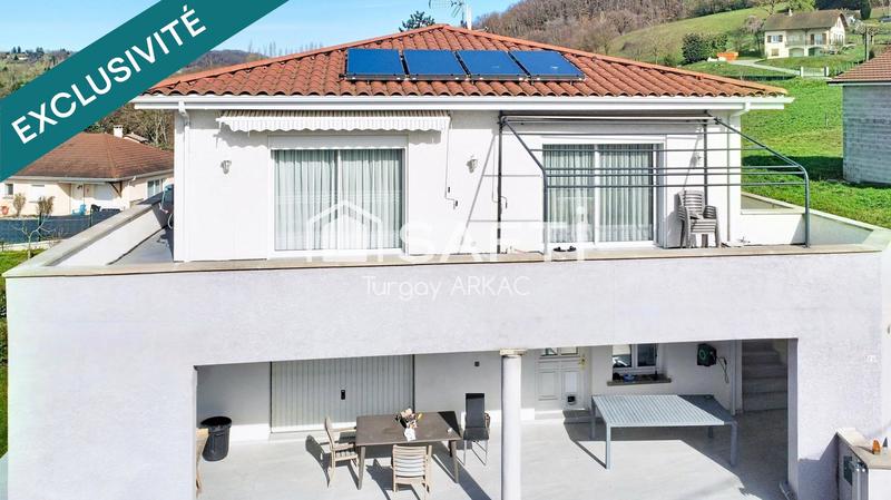 Maison - 213 m² - 6 pièces