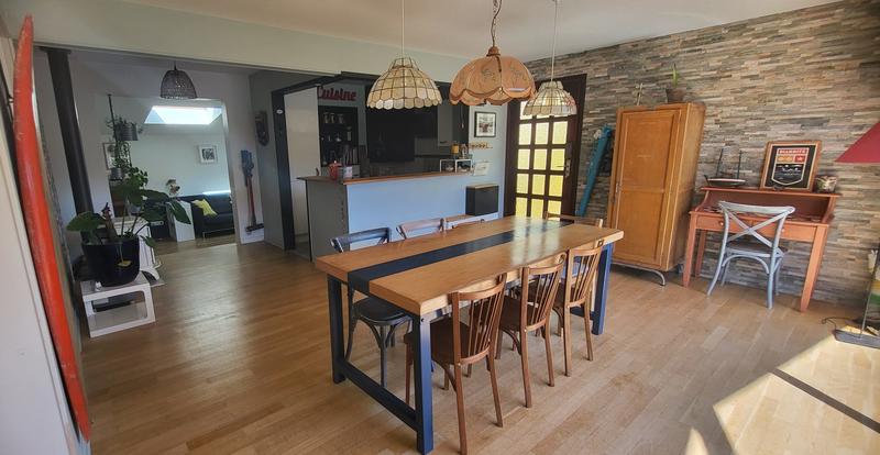 Maison - 105 m² - 4 pièces