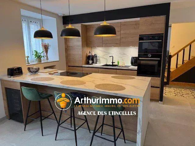 Maison - 182 m² - 6 pièces