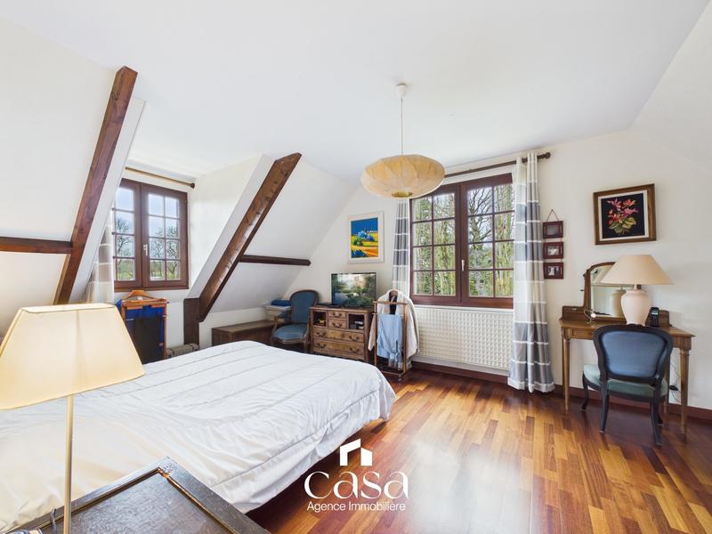 Maison traditionnelle - 128 m² - 6 pièces