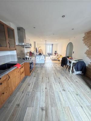 Appartement - 83 m² - 3 pièces